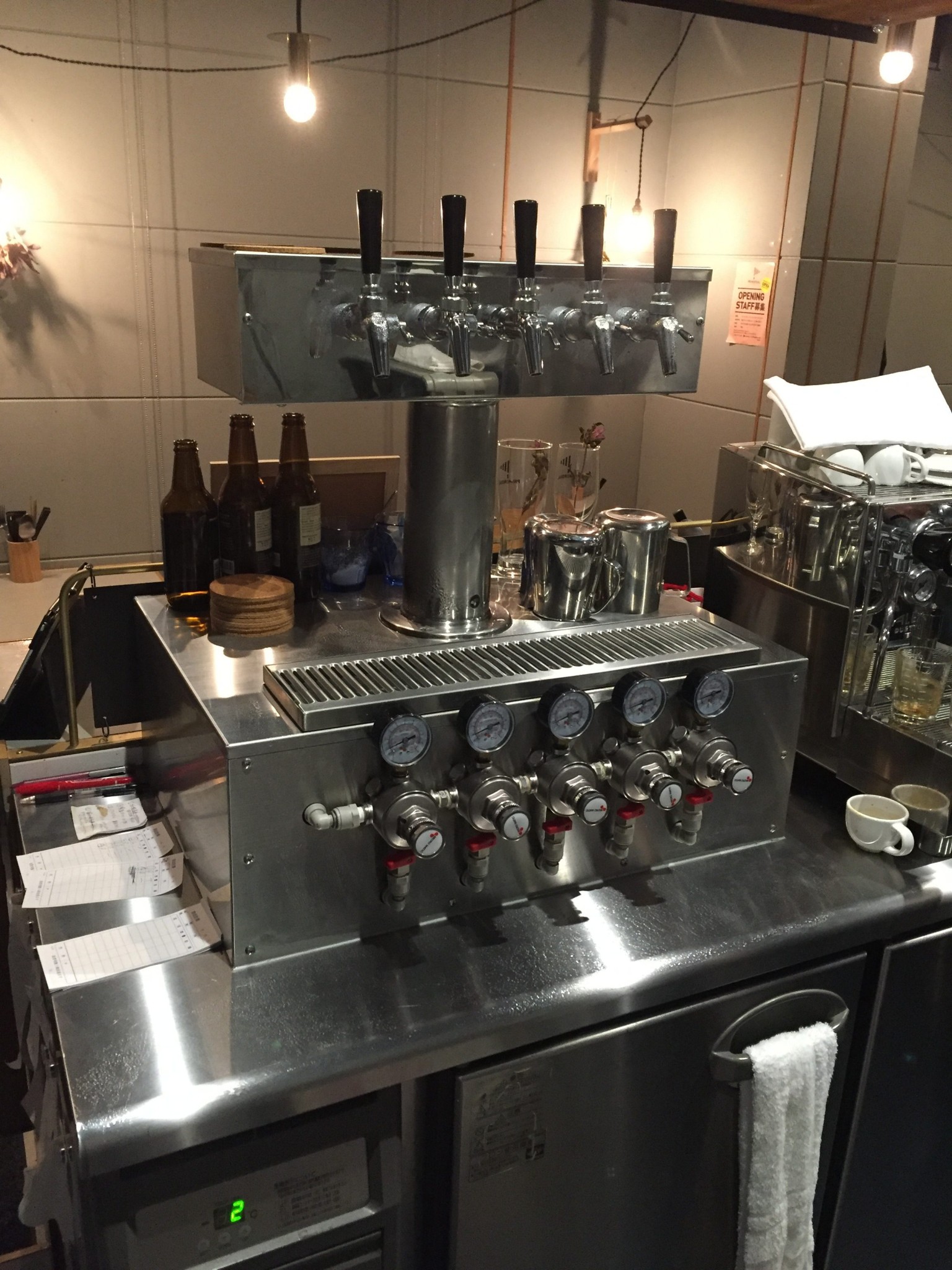 PRIMORDIAL cafe&craft beer